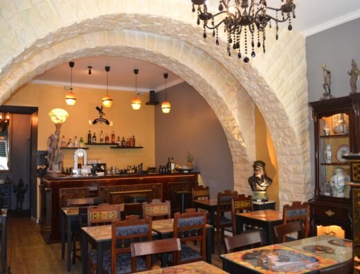 Antikuario Cafe