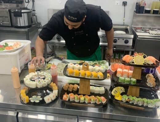 Eden restaurant (sushi,Thai &poka)