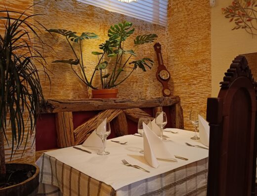 Restaurante & Churrasqueira BELLA